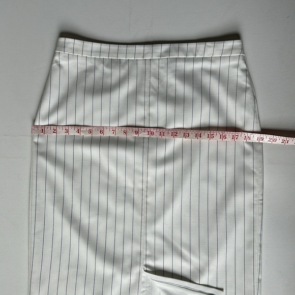 Ann Taylor white pinstripe front slit pencil skirt women’s 8 - Picture 7 of 10